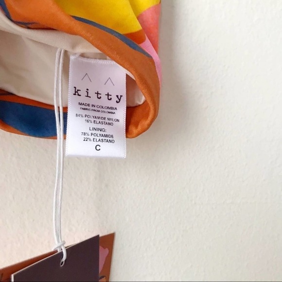 Kitty and Vibe Scoop Top Verona - Picture 3 of 5